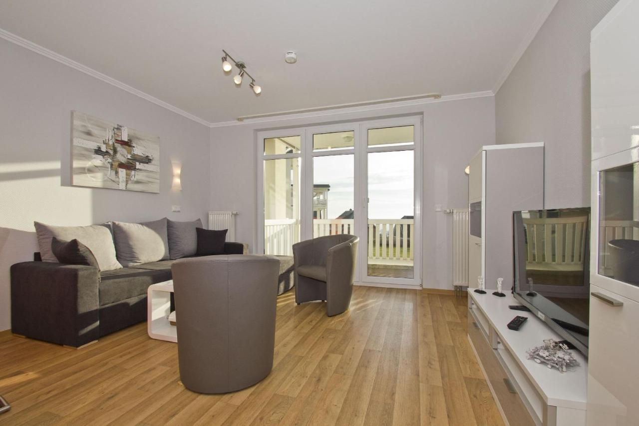 Mit Meerblick Und Balkon, Gratis Nutzung Vom Ahoi Erlebnisbad Und Sauna In Sellin - Meeresblick Fewo 33 Гьорен Екстериор снимка